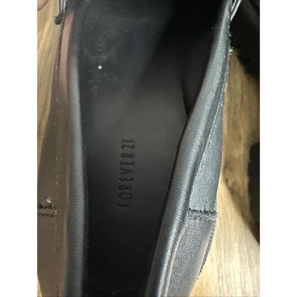 Forever 21 Women's‎ Slip On Platform Shoes Size 5.5 Black